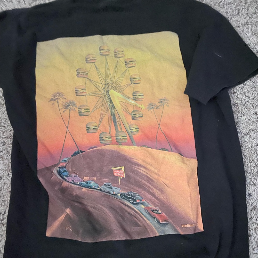 Graphic top